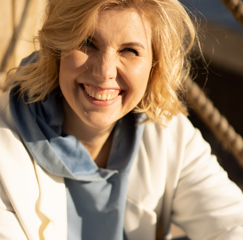 Moteris renkasi maisto papildus menopauzės metu